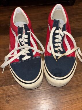 Men’s VANS size 12 style 36